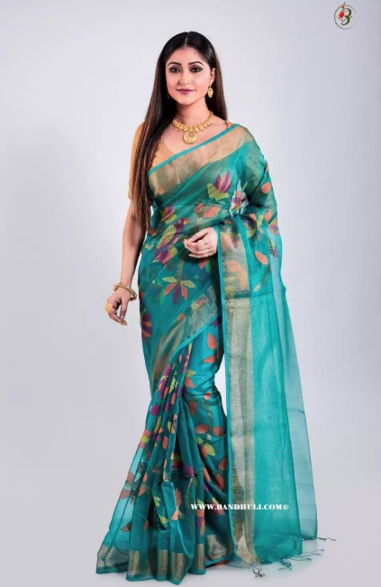 Decoding the Style and Elegance of Cotton Sarees – Bandhuli