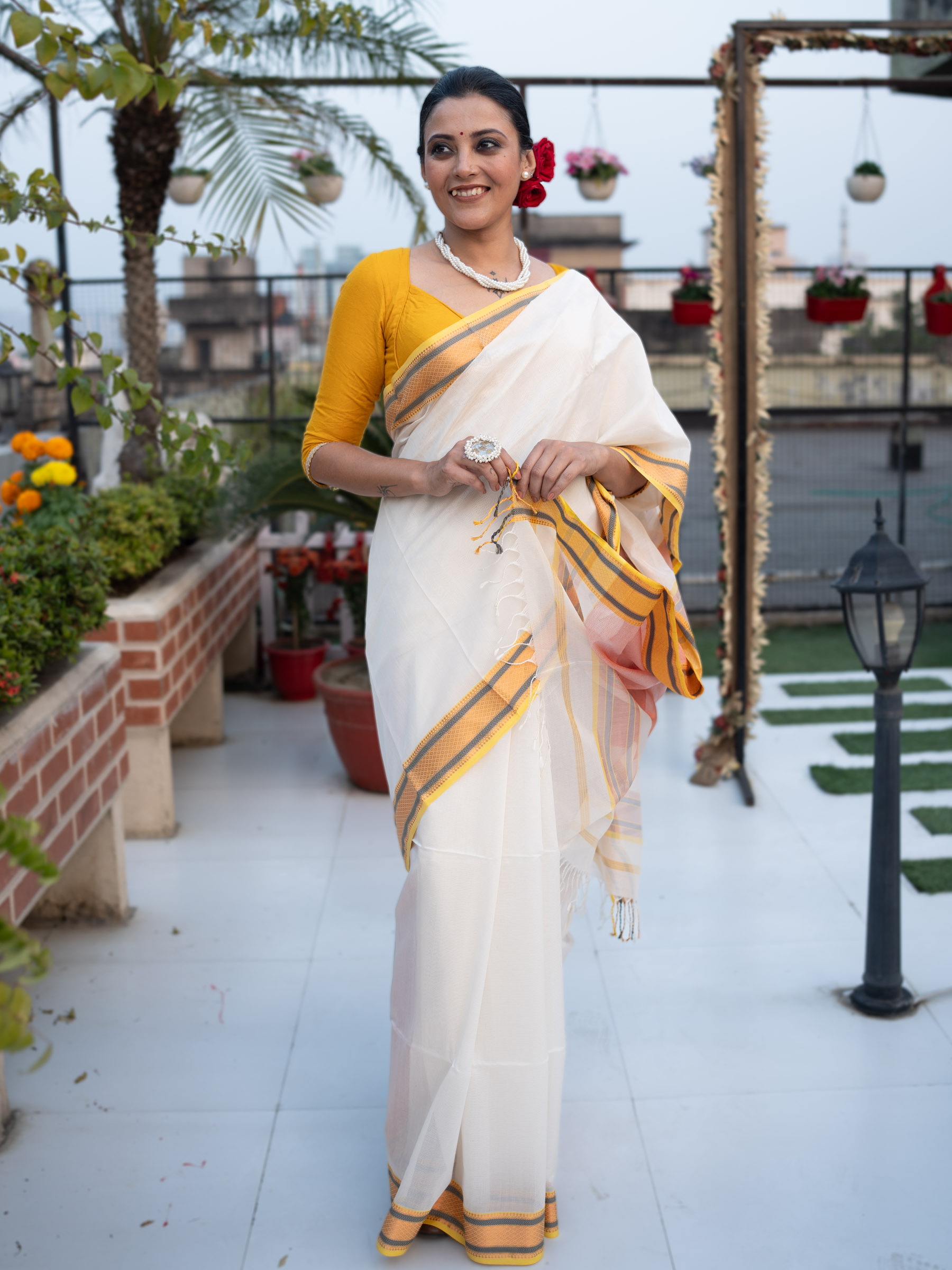 White Woven Pure Silk Cotton - BBS67