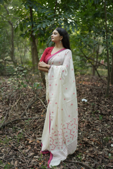 Red & White Hand Woven Cotton Jamdani  - BBS304